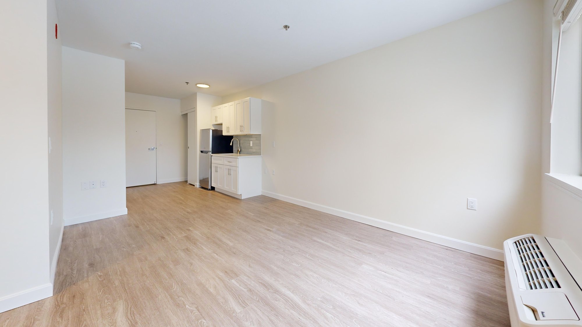 Summer-Place-IL-Studio-400-sqft-Living-Space-with-Kitchenette 1-1