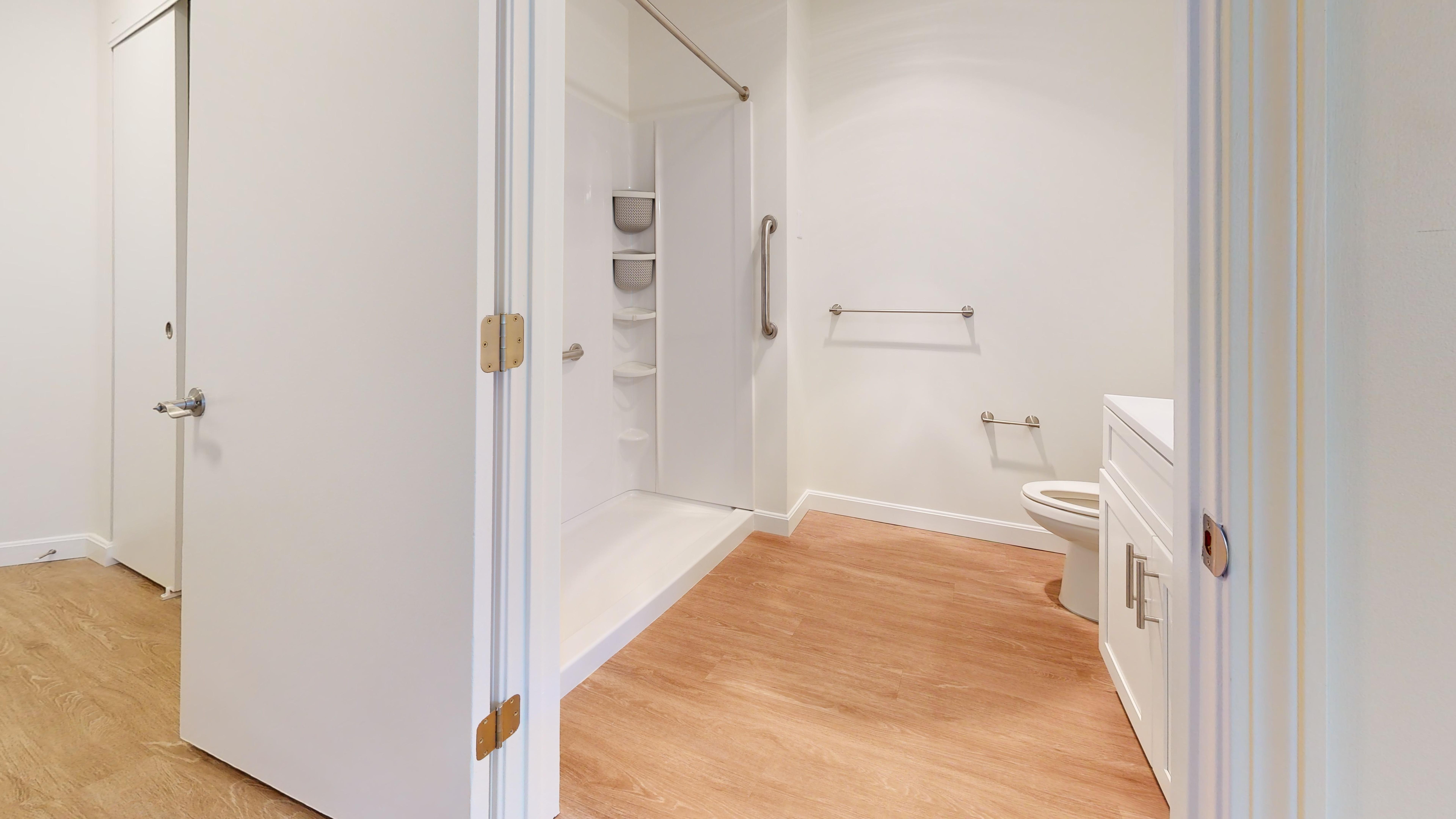 Summer-Place-IL-1-bed-545-sqft-Bathroom