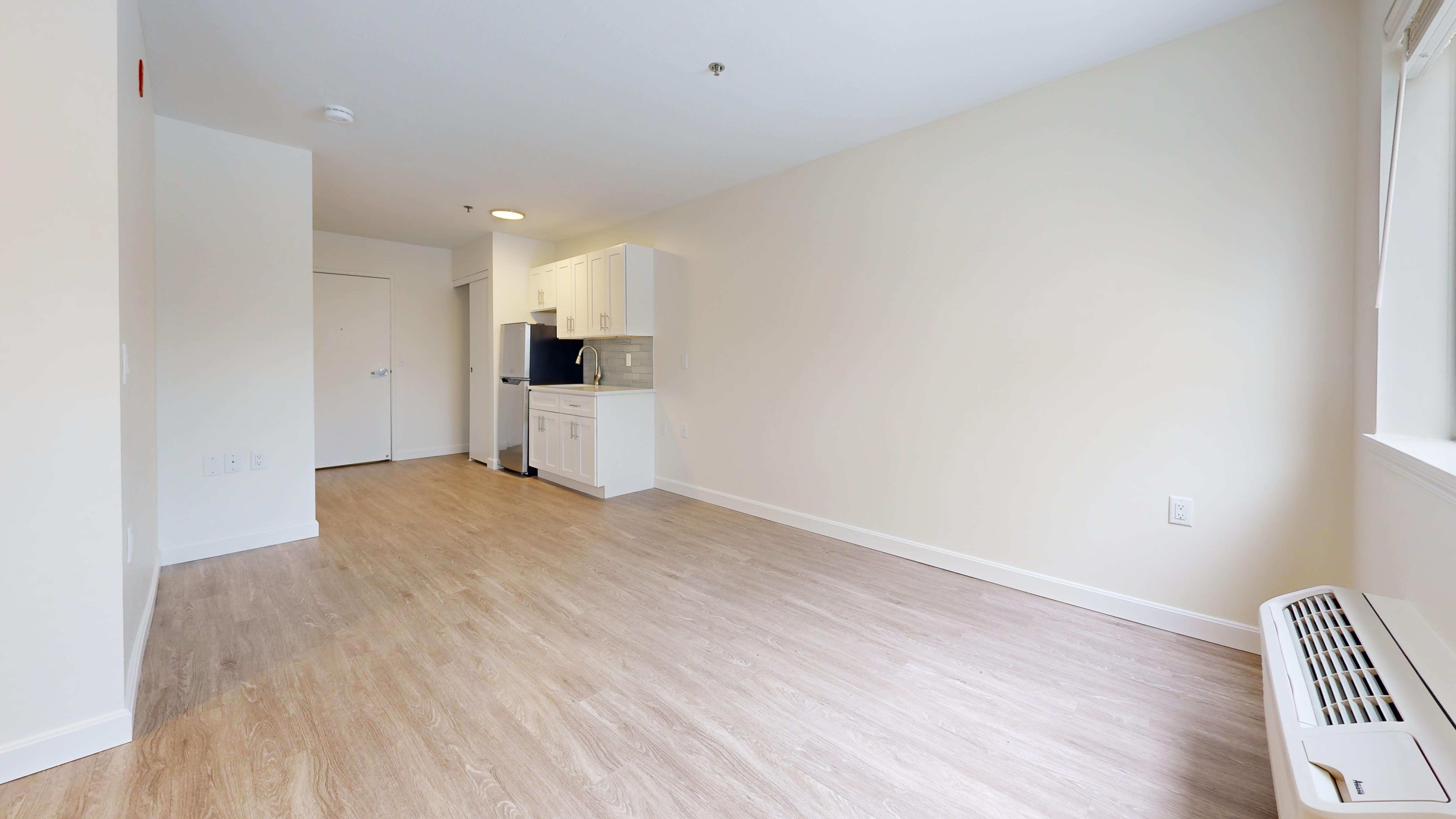 Summer-Place-IL-Studio-400-sqft-Living-Space-with-Kitchenette 1